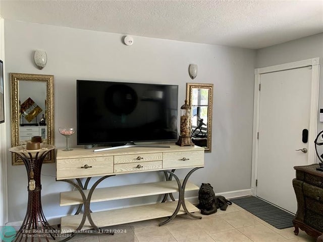 2 of 28 - 1901 N Andrews Ave 111, Wilton Manors, FL