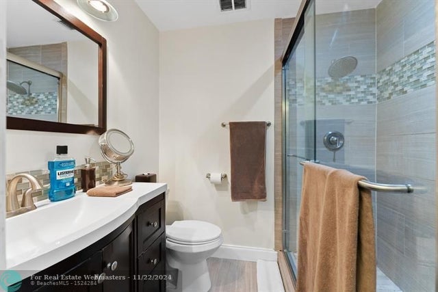3 of 33 - 3320 Simms St 11c, Hollywood, FL