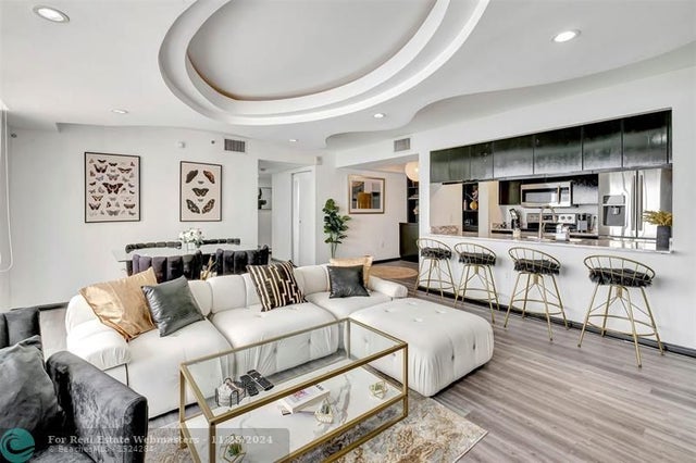 2 of 33 - 1200 Brickell Bay Dr 3001, Miami, FL