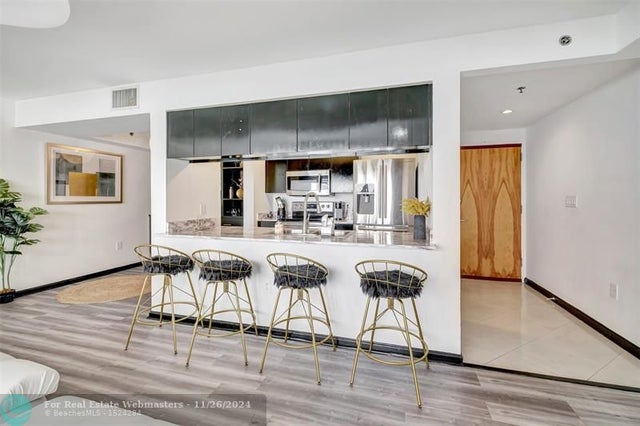 3 of 33 - 1200 Brickell Bay Dr 3001, Miami, FL