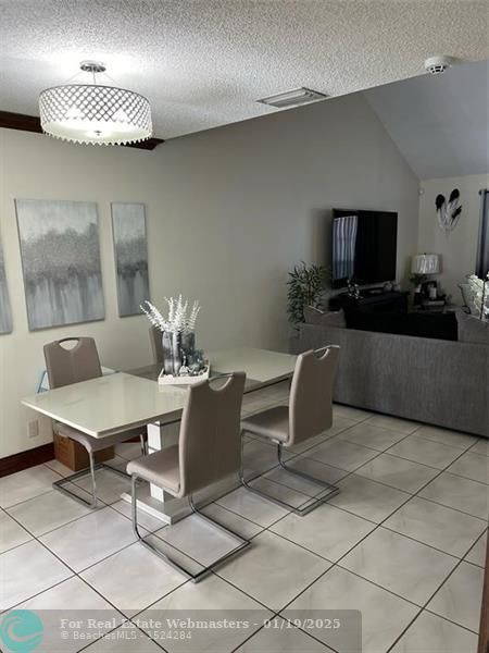 5 of 9 - 340 Se 2nd Ave D4, Deerfield Beach, FL