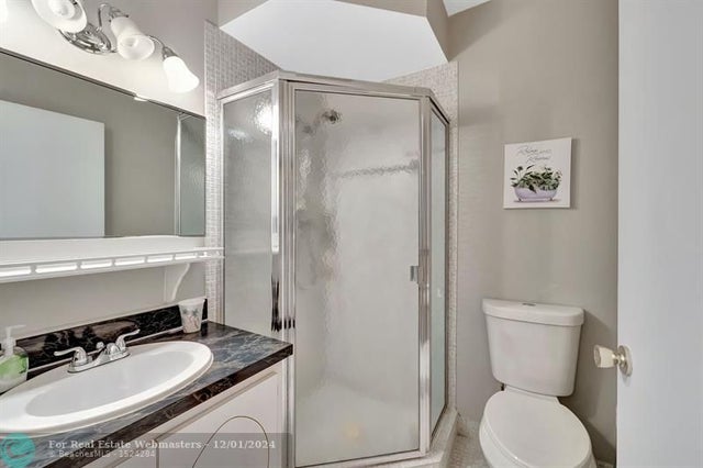 5 of 44 - 4431 Nw 16th St 303, Fort Lauderdale, FL