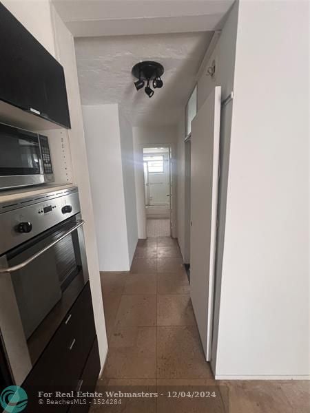 5 of 11 - 919 Michigan Ave 3, Miami Beach, FL