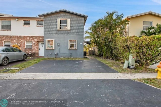 1 of 39 - 447 Sunshine Dr 447, Coconut Creek, FL