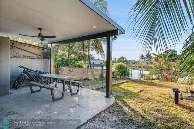 2 of 39 - 447 Sunshine Dr 447, Coconut Creek, FL