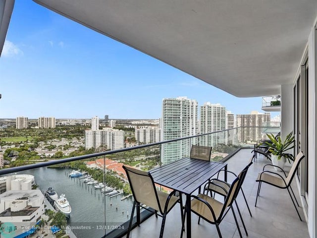 2 of 53 - 19707 Turnberry Way 27l, Miami, FL