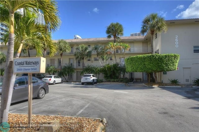 3 of 34 - 2600 Diana 114, Hallandale, FL