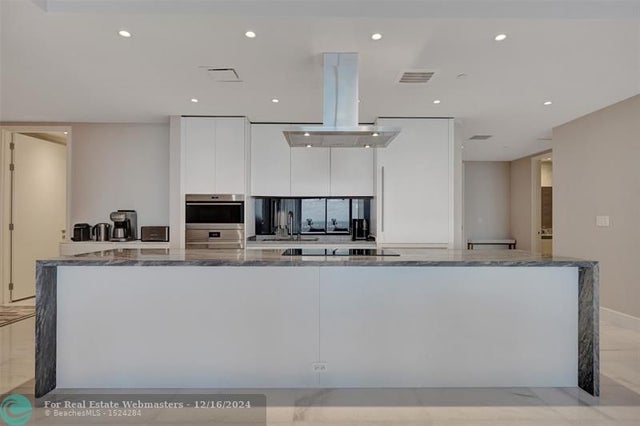 4 of 34 - 700 Ne 26th Ter 4702, Miami, FL