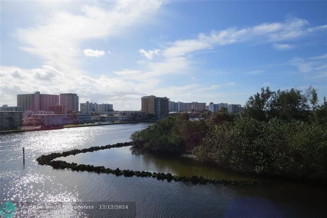 2 of 54 - 2880 Ne 14th Street Cswy 310, Pompano Beach, FL