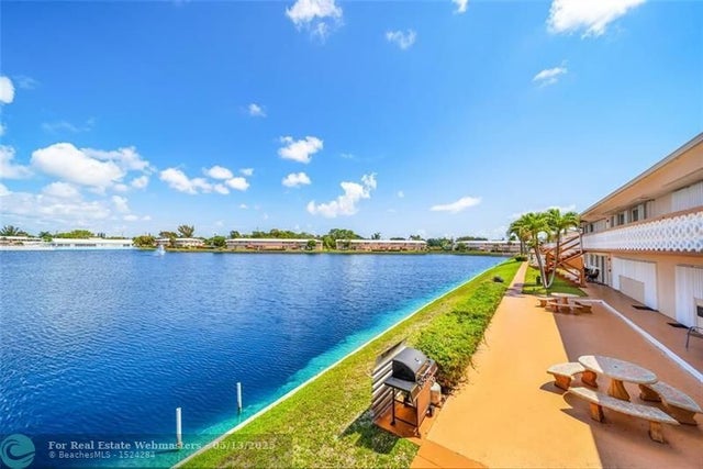 1 of 33 - 1015 Sw 11th Ave 14k, Hallandale, FL