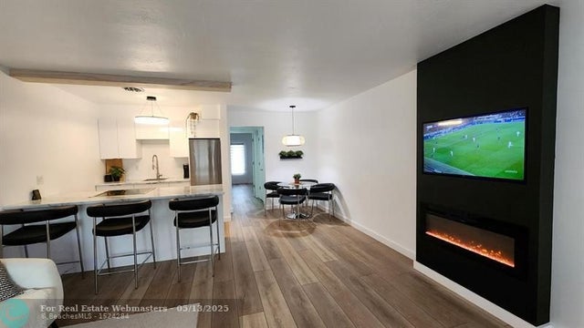 2 of 33 - 1015 Sw 11th Ave 14k, Hallandale, FL