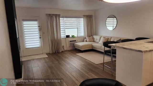 4 of 33 - 1015 Sw 11th Ave 14k, Hallandale, FL