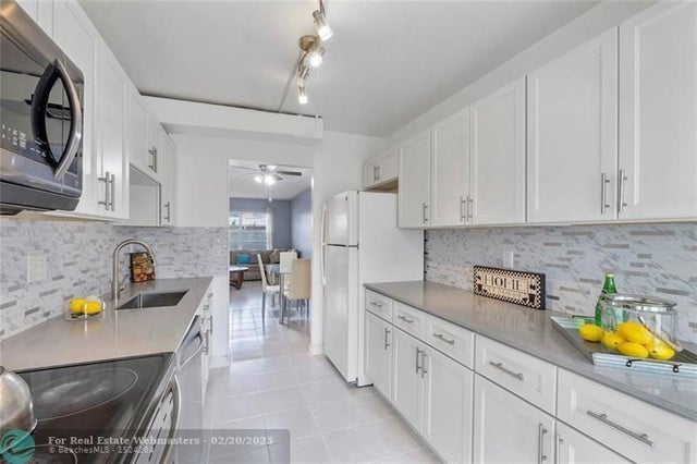 2 of 26 - 7500 Nw 5th Ct 104, Margate, FL