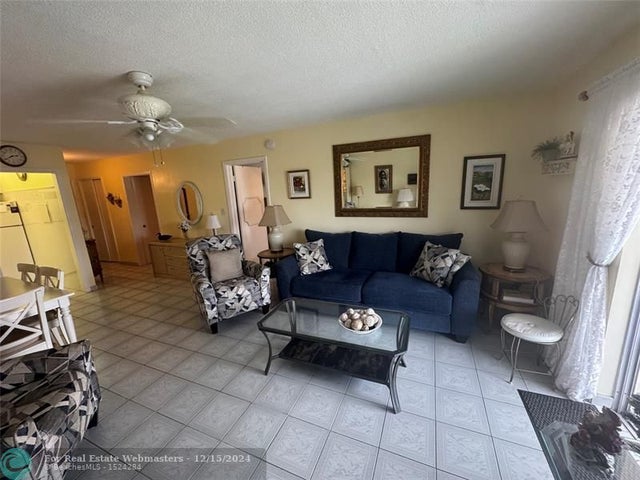 2 of 34 - 16900 Ne 14th Ave 302, North Miami Beach, FL