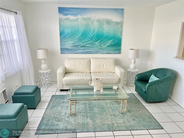 1 of 34 - 266 Oakridge P 266, Deerfield Beach, FL