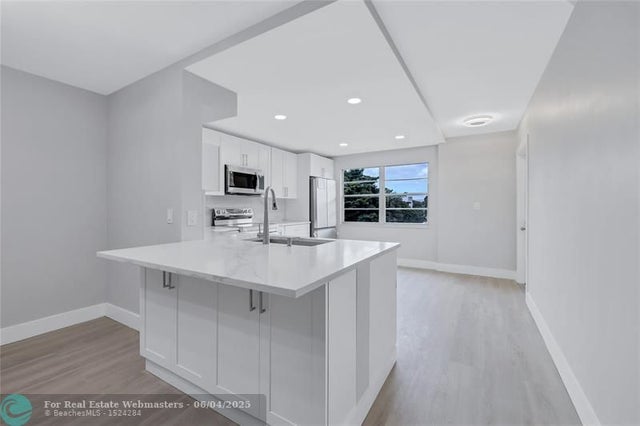 2002 Granada Dr M3, Coconut Creek