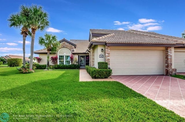 1 of 61 - 8224 Cassia Dr, Boynton Beach, FL