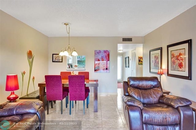 5 of 62 - 10467 Sunrise Lakes Blvd 210, Sunrise, FL