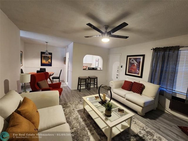 4 of 26 - 17090 Ne 14th Ave 211, North Miami Beach, FL