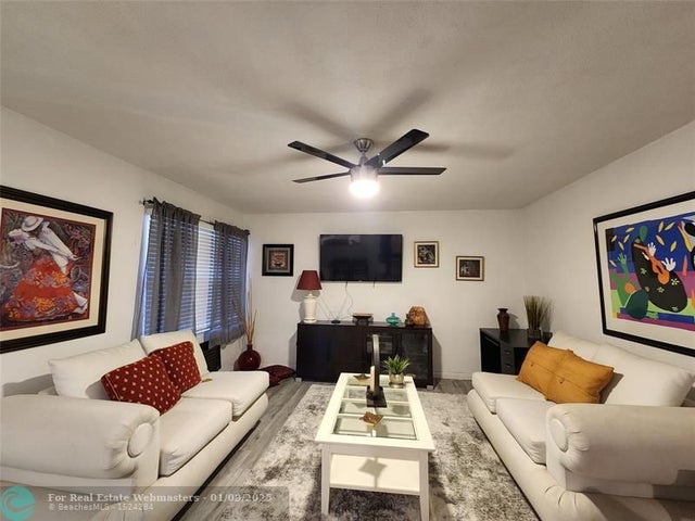 5 of 26 - 17090 Ne 14th Ave 211, North Miami Beach, FL
