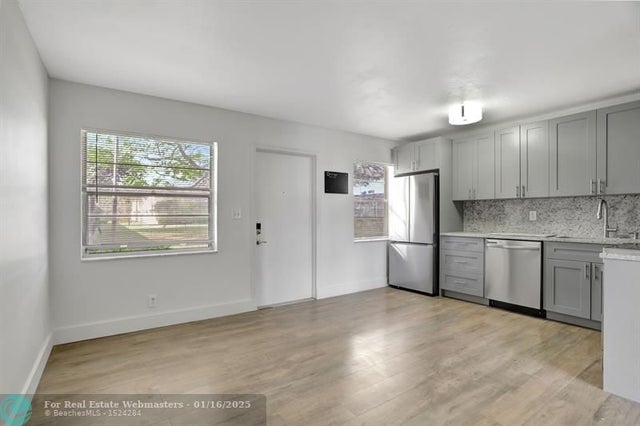2 of 18 - 5168 Ne 6th Ave 406, Fort Lauderdale, FL