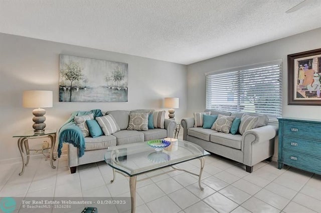2 of 67 - 204 Burgundy E 204, Delray Beach, FL