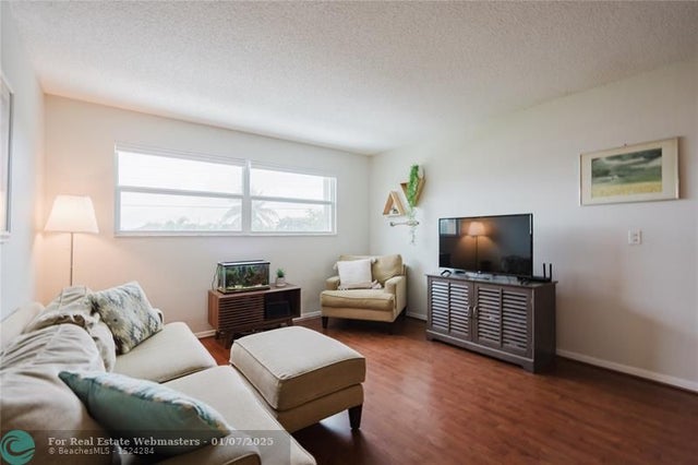 3 of 19 - 1003 Se 10th St 11d, Deerfield Beach, FL