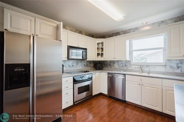 5 of 19 - 1003 Se 10th St 11d, Deerfield Beach, FL