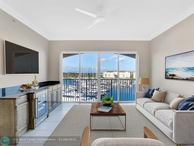 1 of 45 - 14 Harbour Isle Dr Ph4, Fort Pierce, FL