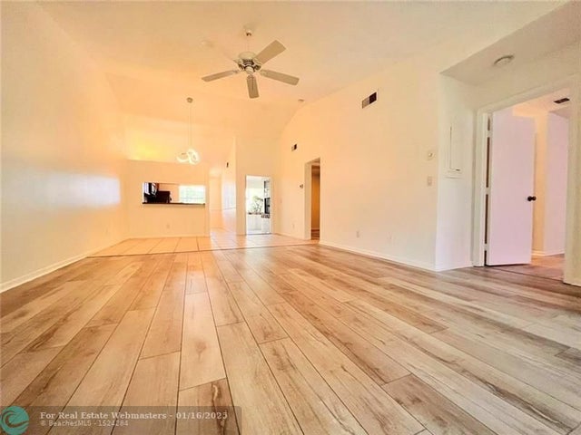 2 of 69 - 176 Bent Arrow Dr, Jupiter, FL