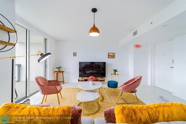 1 of 11 - 1100 100th St 502, Bay Harbor Islands, FL