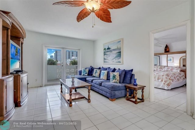 1 of 13 - 320 S Surf Rd 304, Hollywood, FL