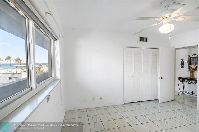 5 of 13 - 320 S Surf Rd 304, Hollywood, FL
