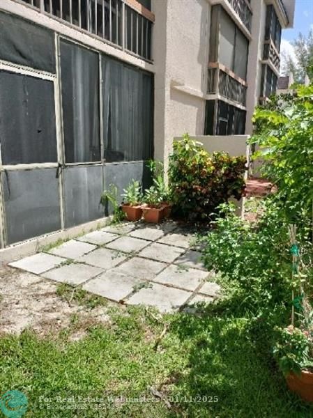 3 of 5 - 8421 Forest Hills Dr 102, Coral Springs, FL