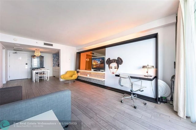 2 of 20 - 1100 West Ave 1010, Miami Beach, FL