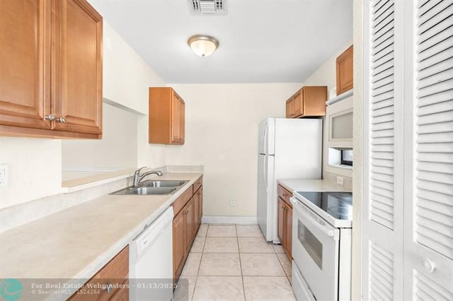 5 of 15 - 224 Se 1st Cir 19a, Boynton Beach, FL