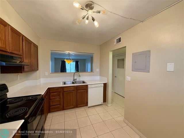 3 of 36 - 1200 Nw 87th Ave 515, Coral Springs, FL
