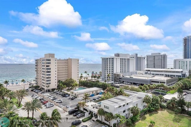 2 of 33 - 3101 Bayshore Dr 905, Fort Lauderdale, FL