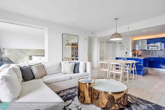 4 of 33 - 3101 Bayshore Dr 905, Fort Lauderdale, FL