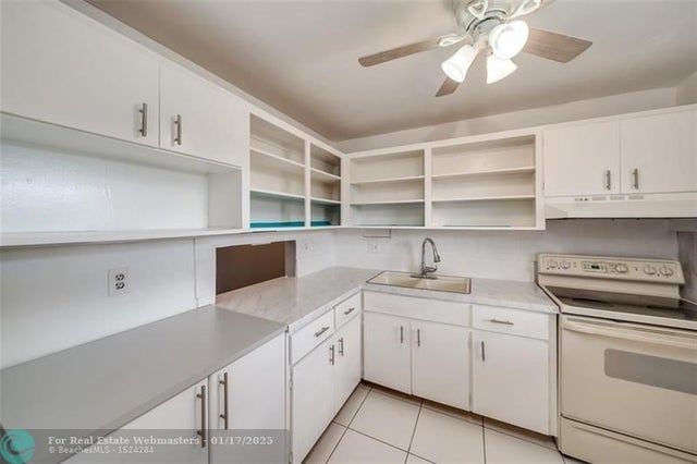 2 of 2 - 3051 Nw 46th Ave 306, Lauderdale Lakes, FL