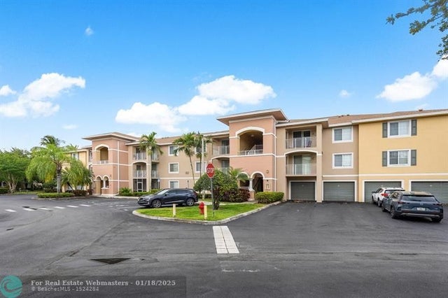 2 of 37 - 6492 Emerald Dunes Dr 208, West Palm Beach, FL