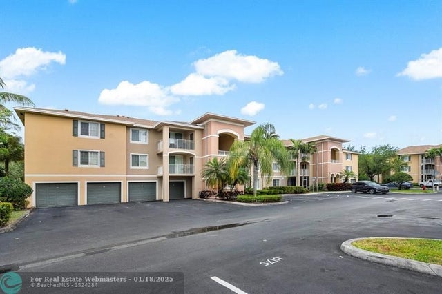 3 of 37 - 6492 Emerald Dunes Dr 208, West Palm Beach, FL