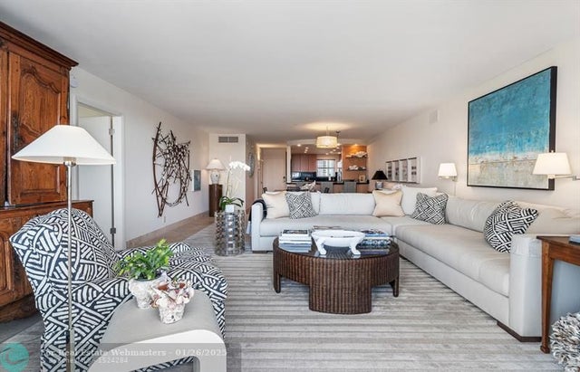 4 of 38 - 511 Bayshore Dr 504, Fort Lauderdale, FL
