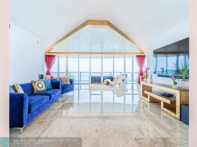 1 of 89 - 3101 S Ocean Dr 508, Hollywood, FL