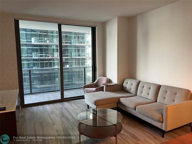 3 of 45 - 801 S Miami Ave 1508, Miami, FL