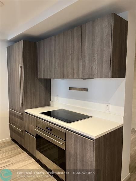 5 of 45 - 801 S Miami Ave 1508, Miami, FL