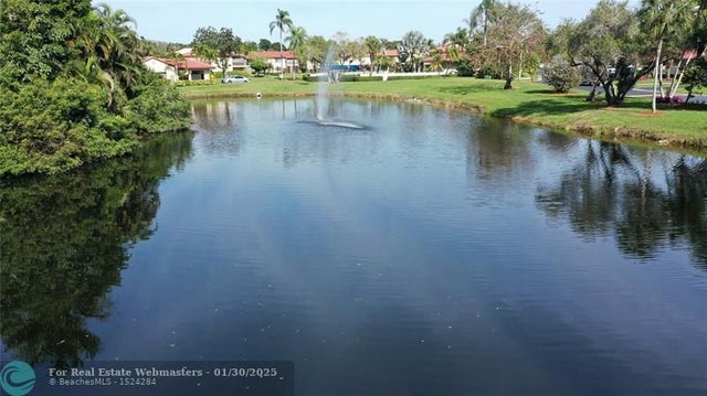 2 of 41 - 8460 Casa Del Lago E, Boca Raton, FL