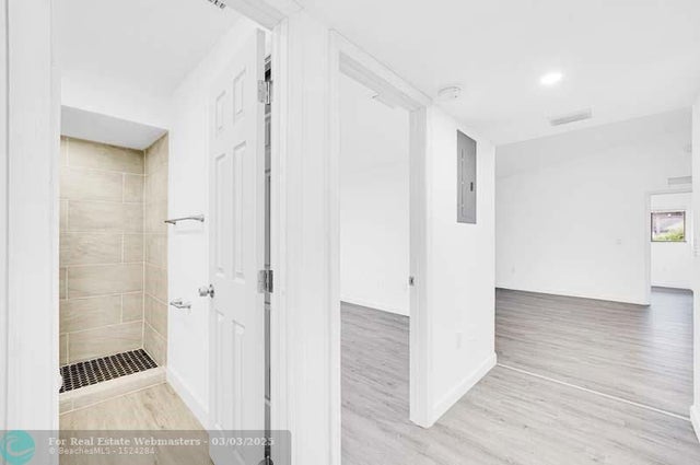 3 of 25 - 20730 Ne 4th Pl 201, Miami, FL