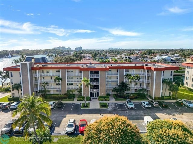 4 of 59 - 3050 Ne 48th Ct 401, Lighthouse Point, FL