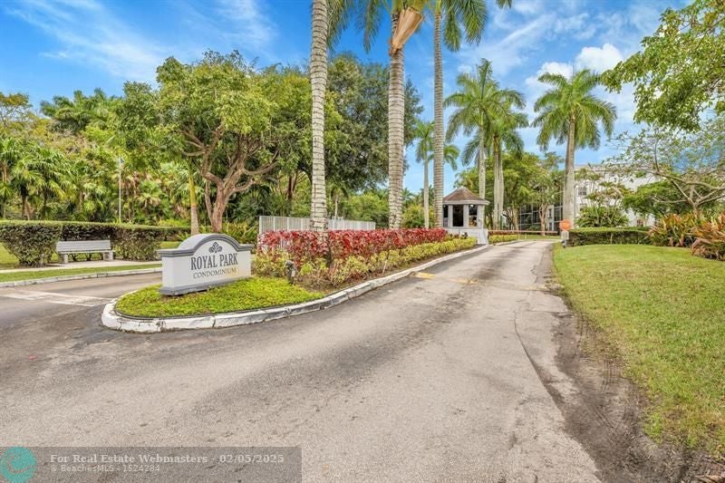 118 Royal Park Dr 4g, Oakland Park
